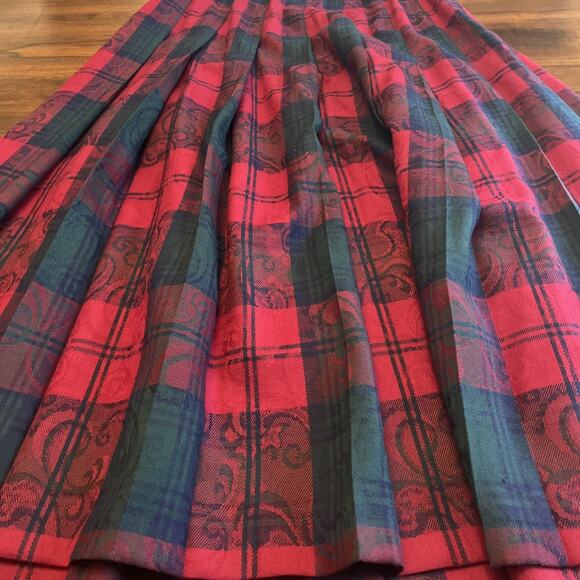Vintage Pendleton Classic 100% Virgin Wool Skirt Wmn Sz 8 Red Green & Blue Plaid - Picture 7 of 8